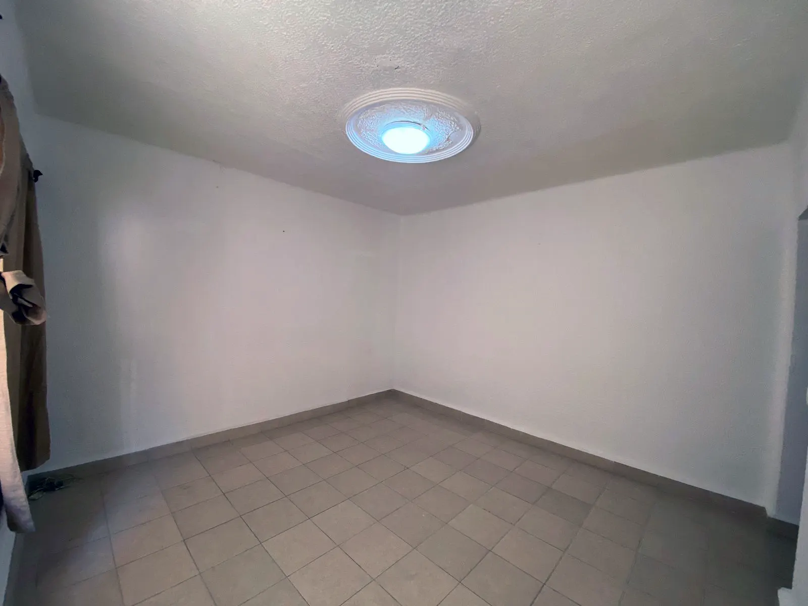 Estancia 1 – Departamento en Renta: 1 Recámara, Planta Baja, Cerca del Aeropuerto – Colonia Moctezuma, CDMX Estancia 1 - Departamento en Renta: 1 Recámara, Planta Baja, Cerca del Aeropuerto - Colonia Moctezuma, CDMX